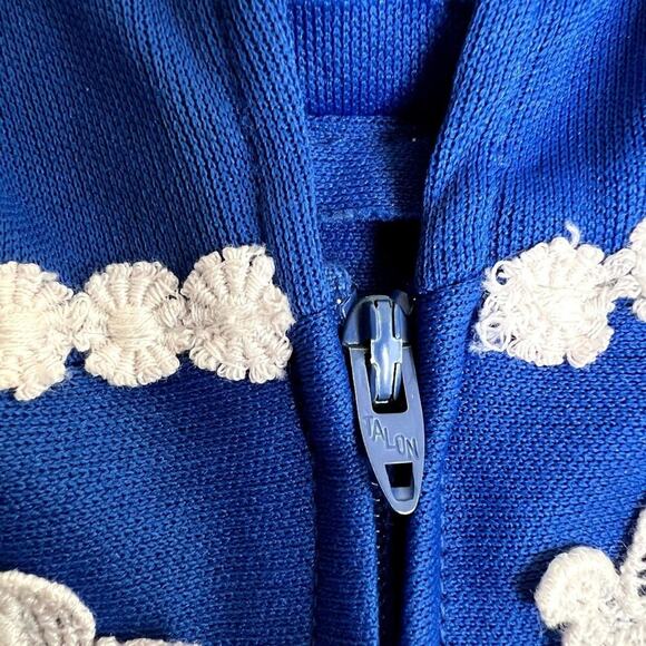 Frederick's of Hollywood RARE Women Size XS Embroidered Deep V-Neck Blue Whit - Picture 15 of 15